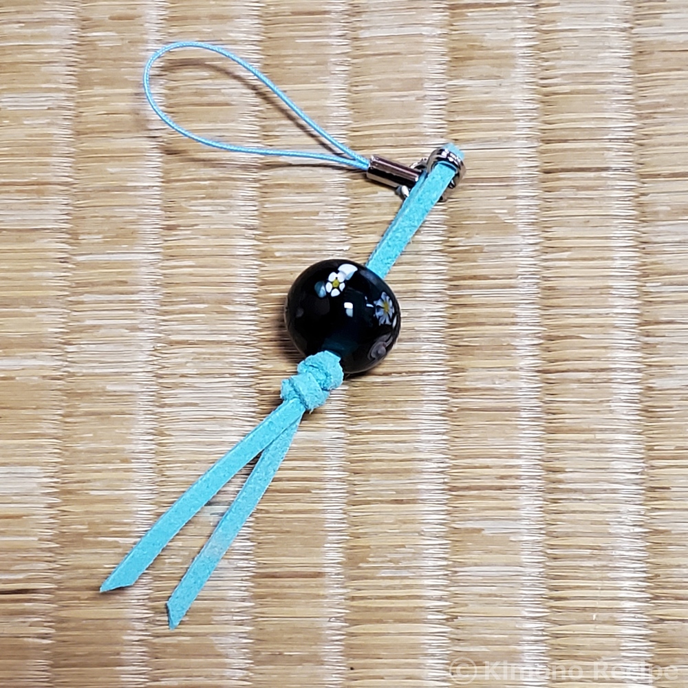 根付　和田玉 和田玉（ホータン玉） – 天然石卸ストーンクラブ